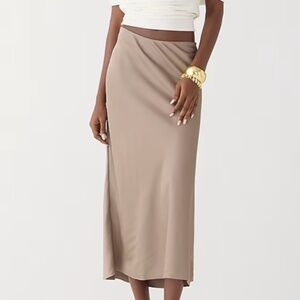 Gwyneth slip skirt size XS